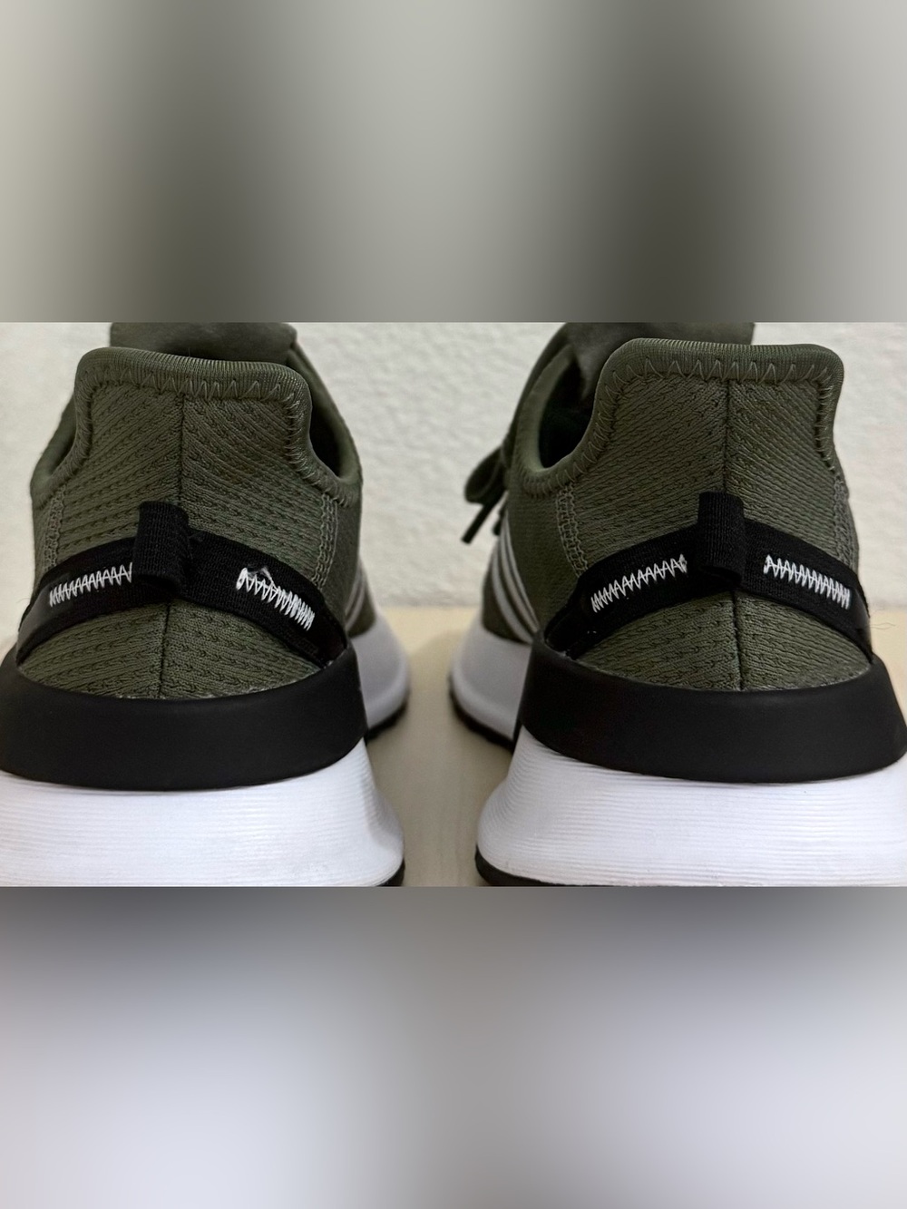 Adidas U_Path Run Sneakers Olive Green Athletic Shoes Youth 4.5 (Women’s 7) - Picture 4 of 7